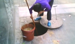 Sốc: Dầu ăn làm từ nước....cống